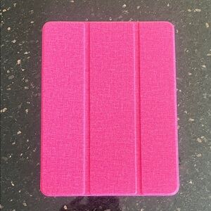 Soke Pink iPad/Tablet Cover - flexible front